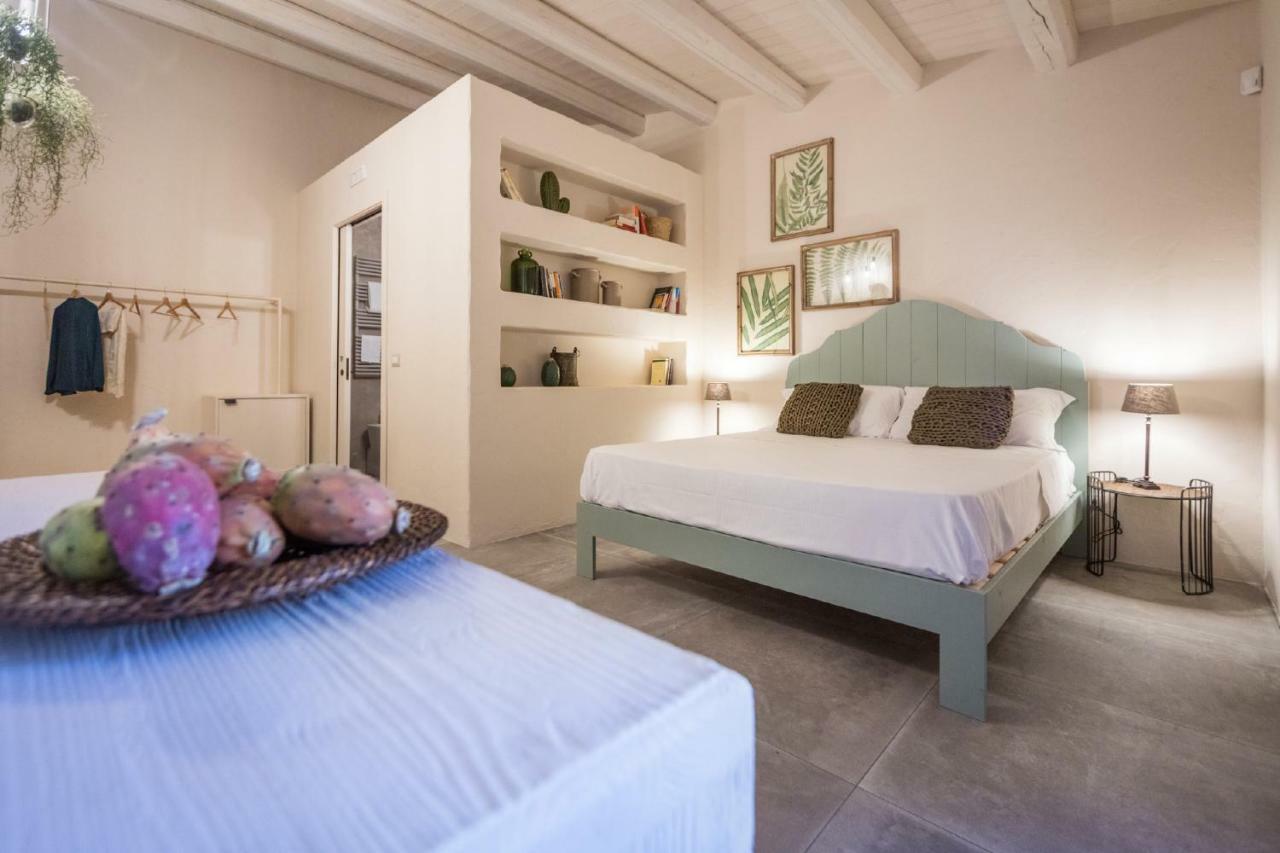 Hostal Terre Di Cavalusi Relais Donnafugata Exterior foto
