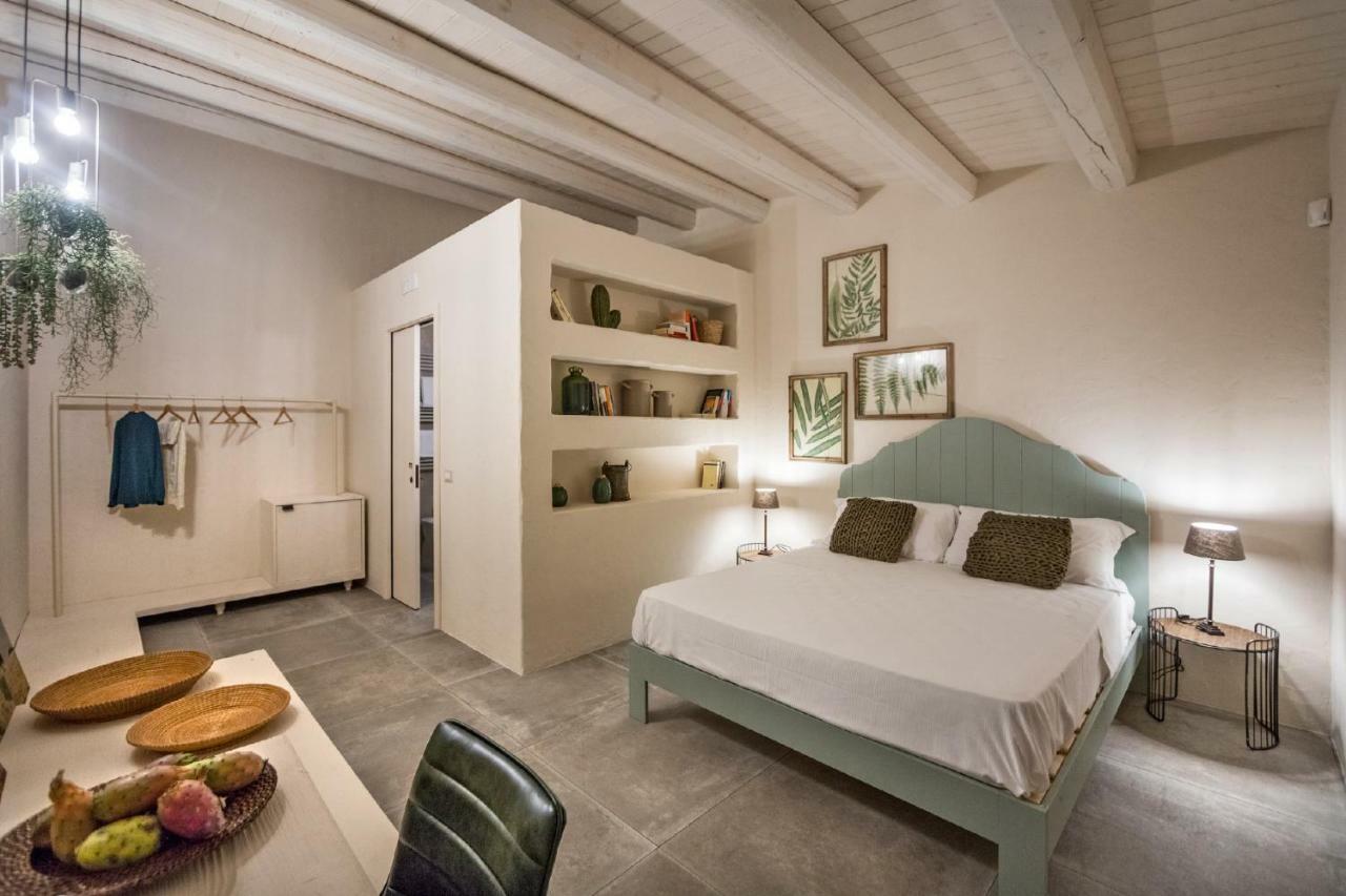 Hostal Terre Di Cavalusi Relais Donnafugata Exterior foto