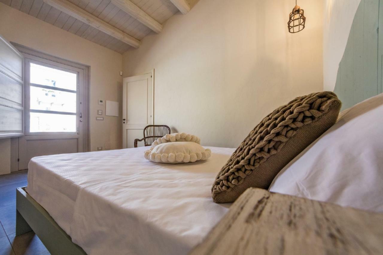 Hostal Terre Di Cavalusi Relais Donnafugata Exterior foto